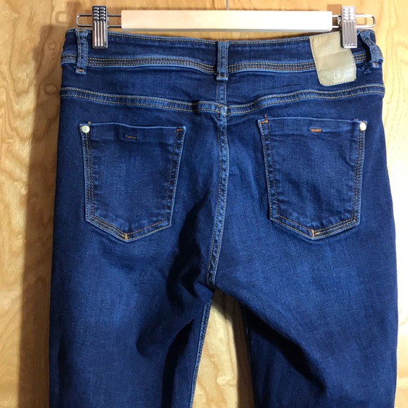 Zara Basic Denim Skinny Jeans - Picture 6 of 9